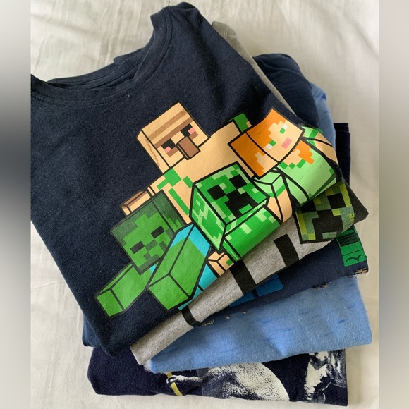 Bundle 5 Boys T-shirts - Size 5-6 - Picture 1 of 11